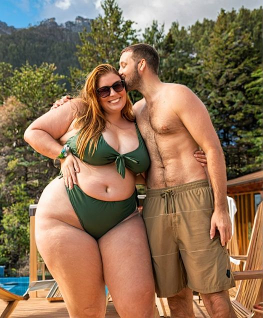 Man Criticized for Dating a 252-Pound Woman, Responds Perfectly to Silence Critics.