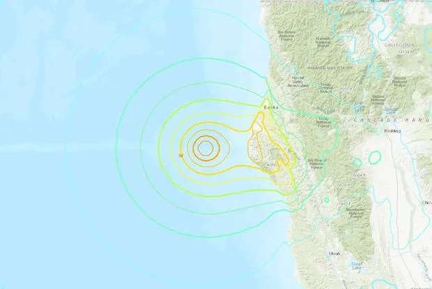 “Powerful Earthquake Rocks California Coast, Sparks Tsunami Warning Alert!”