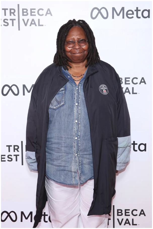 Whoopi Goldberg Attends AMI Show During 2025 Paris Fashion Week, Sparking Fan Discussion – Photos