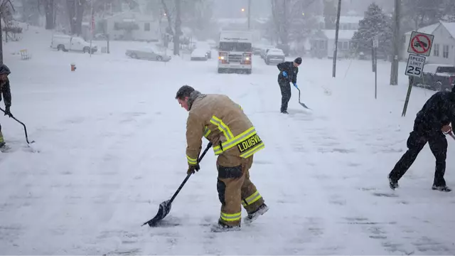 Weather alert issued to 60,000,000 Americans living in these areas as experts warn of post-Christmas travel chaos
