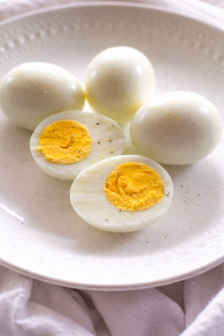 13 Reasons Why You Should Eat Boiled Eggs in the Morning