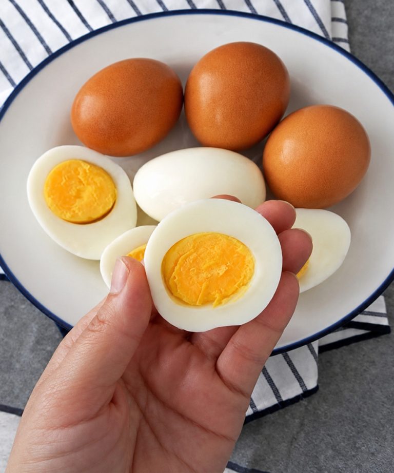 What Happens When You Eat Eggs in the Evening