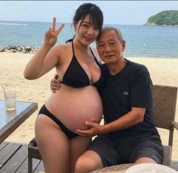 The Sad Girl Marries a 70-Year-Old. 10 Day